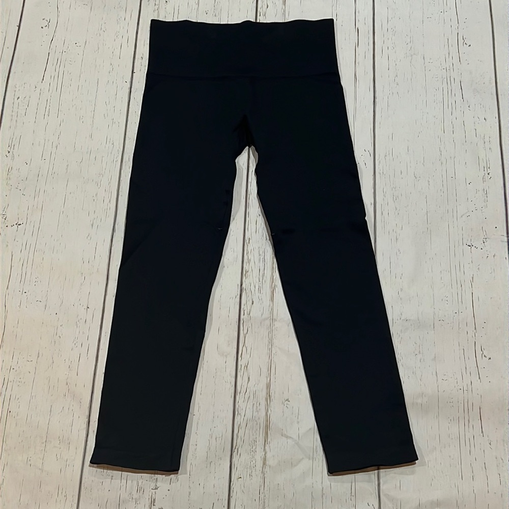 TLA by Morgan Stewart black cropped leggings